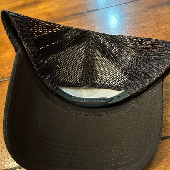 Black Hey Dude Trucker Hat - Picture 2 of 2